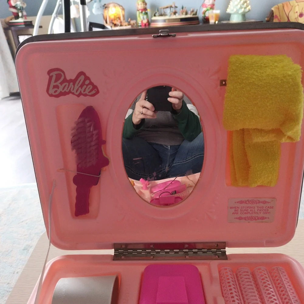 Vintage 1973 Barbie Child Size Vanity Case Working